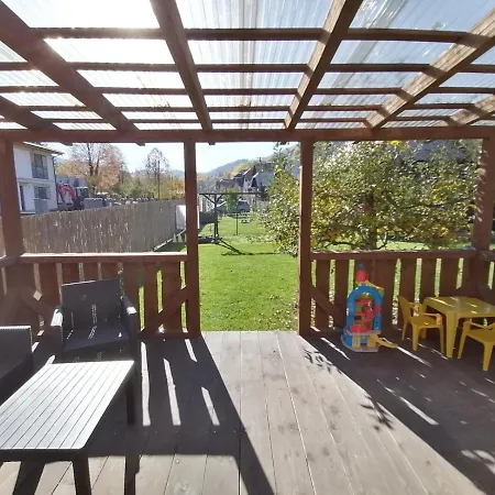 Liptov, Domcek V Zahradach *