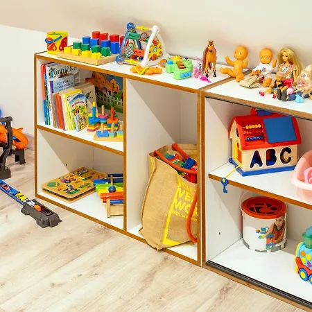 Liptov, Domcek V Zahradach *