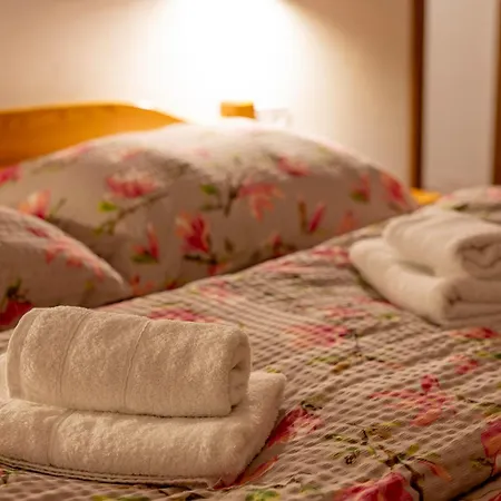 Liptov, Domček V Záhradách * Liptovská Osada